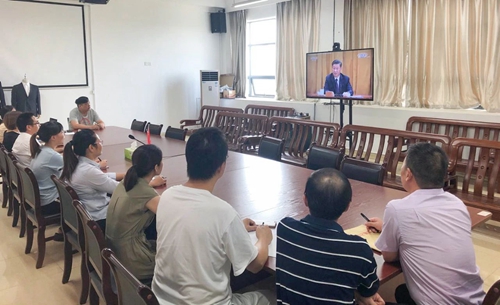 向抗疫英雄致敬！宜化集團組織收看全國抗擊新冠肺炎疫情表彰大會(圖13)