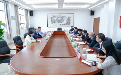 湖北省應(yīng)急管理廳黨委副書記、副廳長楊愛東到宜化實訓基地現(xiàn)場調(diào)研(圖3)