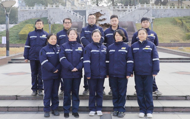 喜報！全國表彰，股份公司猇亭片區電解四班榜上有名！(圖1)